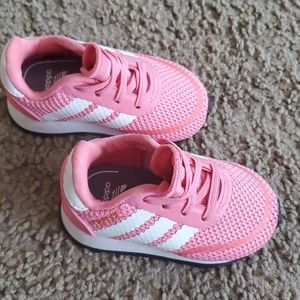 Infant sneakers